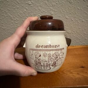 Mogpo Dreamhouse Ceramic Jar with Lid